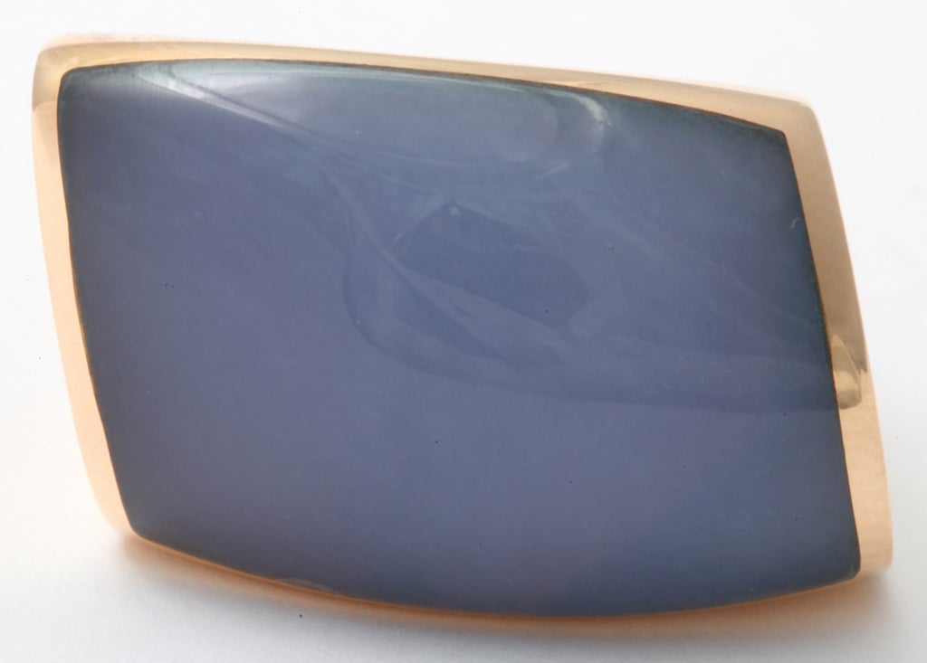 Contemporary Vhernier Plateau Chalcedony & Gold Ring