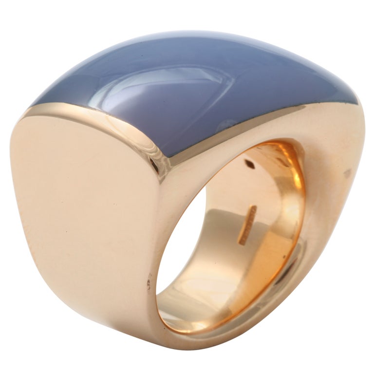 Vhernier Plateau Chalcedony and Gold Ring at 1stDibs