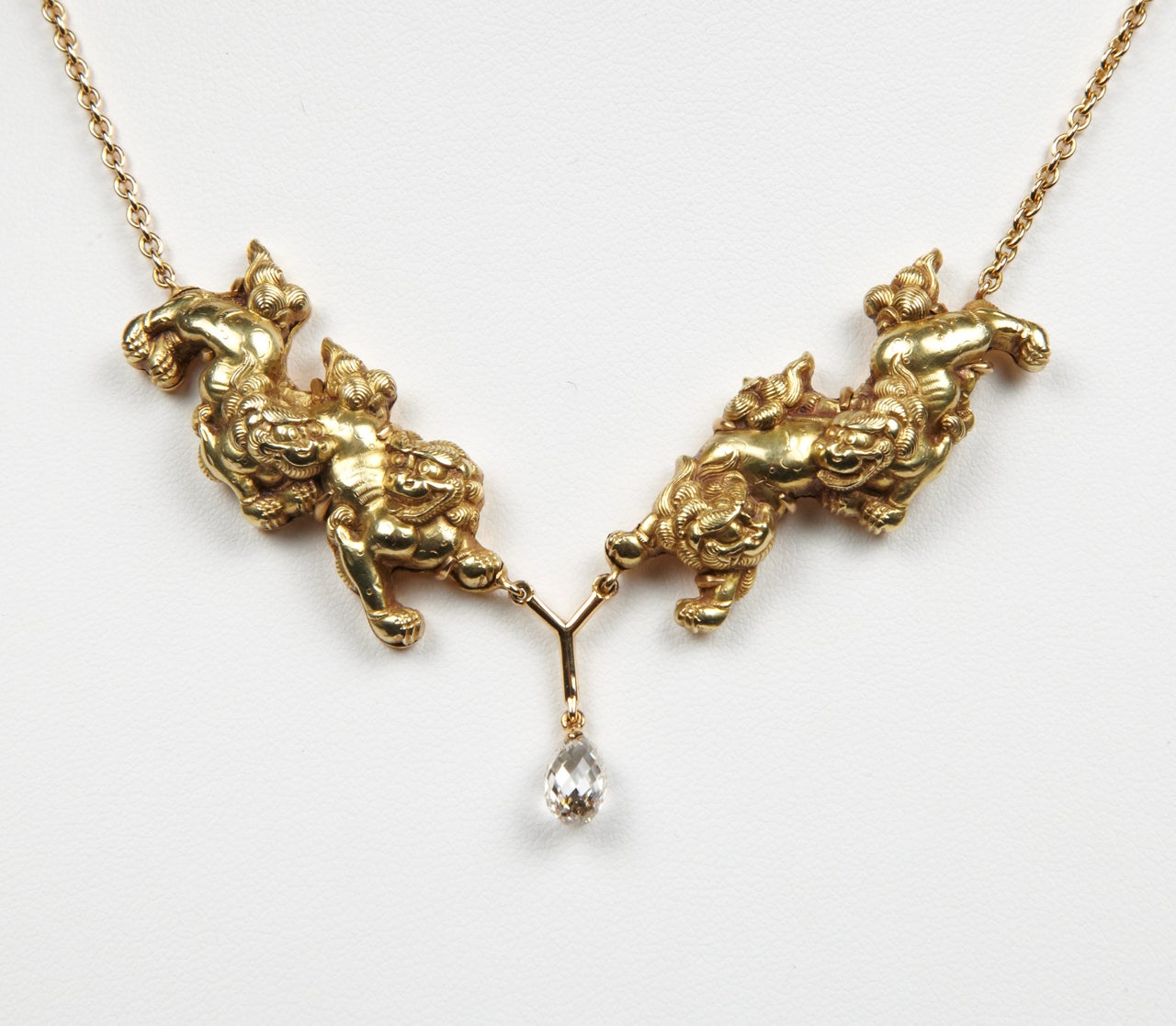 Gold Necklace With 17th Century Menukis And Diamond Briolette