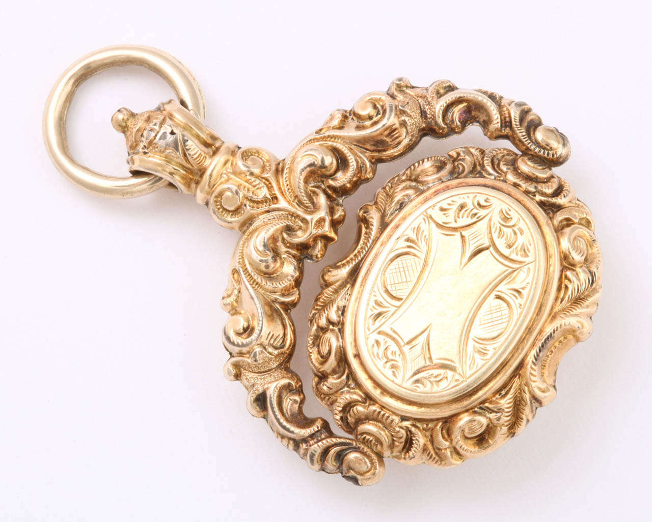 The Dignity of a Victorian Bloodstone Swivel Fob In Excellent Condition In Stamford, CT