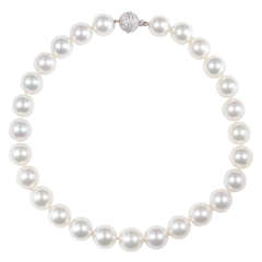 Important South Sea Pearl Necklace with Diamond Clasp 4