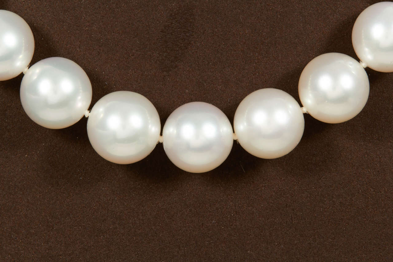 Important South Sea Pearl Necklace with Diamond Clasp For Sale at ...