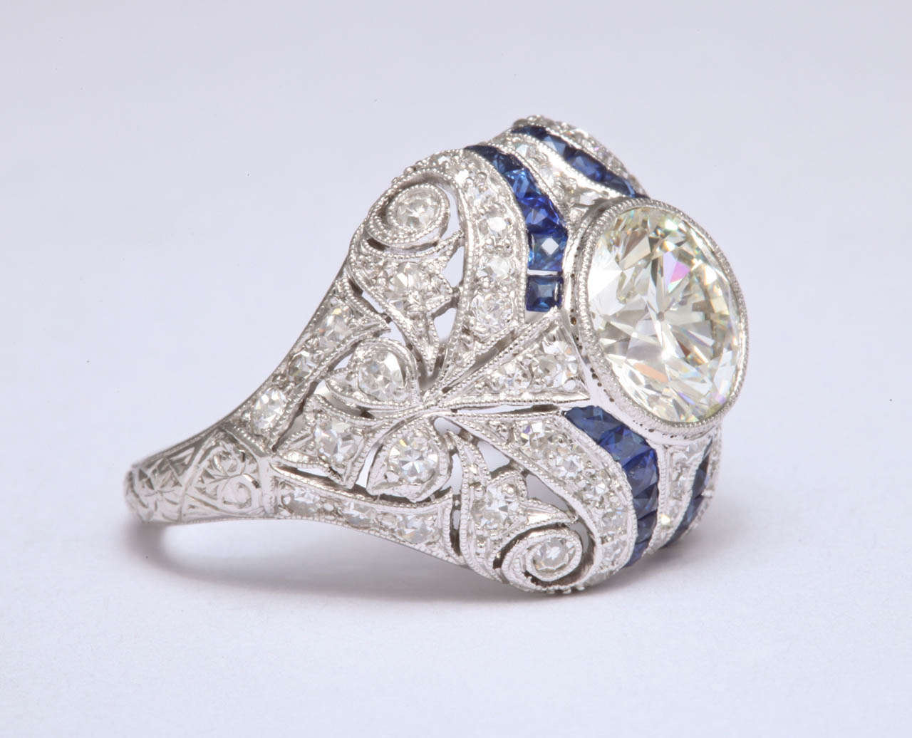 All Original Art Deco Sapphire & Diamond Ring In Excellent Condition For Sale In New York, NY