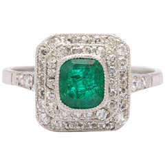 Antique 1920s Platinum Diamond and Emerald Ring