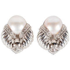 Ultra Chic Mabe Pearl Diamond Gold Earrings