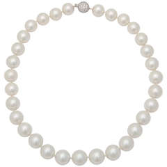 TIFFANY & CO. Diamond Single-Strand Cultured Pearl Platinum Necklace