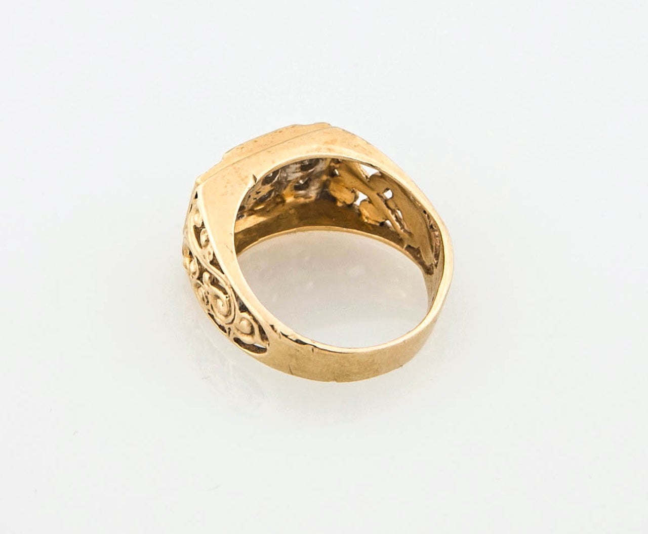 Art  Deco Mens Gold Ring In Excellent Condition In Bedford, NY