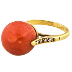 Coral Ring Set On Gold With Diamonds