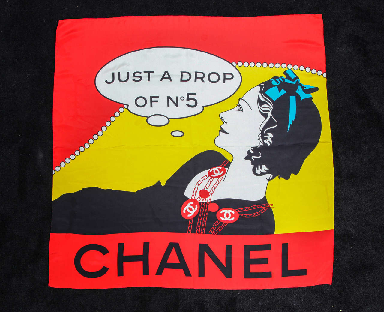 Rare Chanel Just A Drop of No.5 Coco face print scarf. Silk 100%. 90cm x 90cm