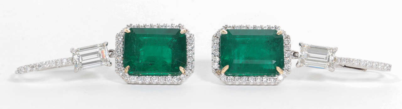 Women's Fine Emerald and Diamond Drop Earrings