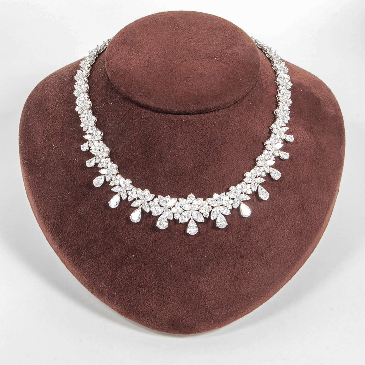 An elegant and timeless design.

56.61 carats of white brilliant diamonds set in platinum.