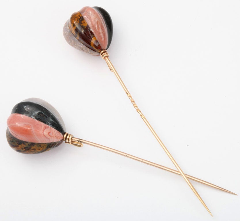 Examples of the beautiful, natural agates of Scotland in pins that resemble hot air balloons or, as my six year old granddaughter Shae said, beachballs. The agates are sculptures. They have been carved from the rock, shaped into rounds, polished