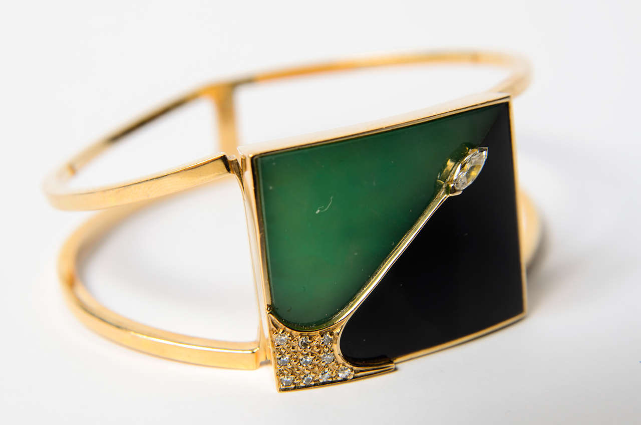 1970s Onyx Chrysoprase Diamond Gold Cuff Bracelet 1