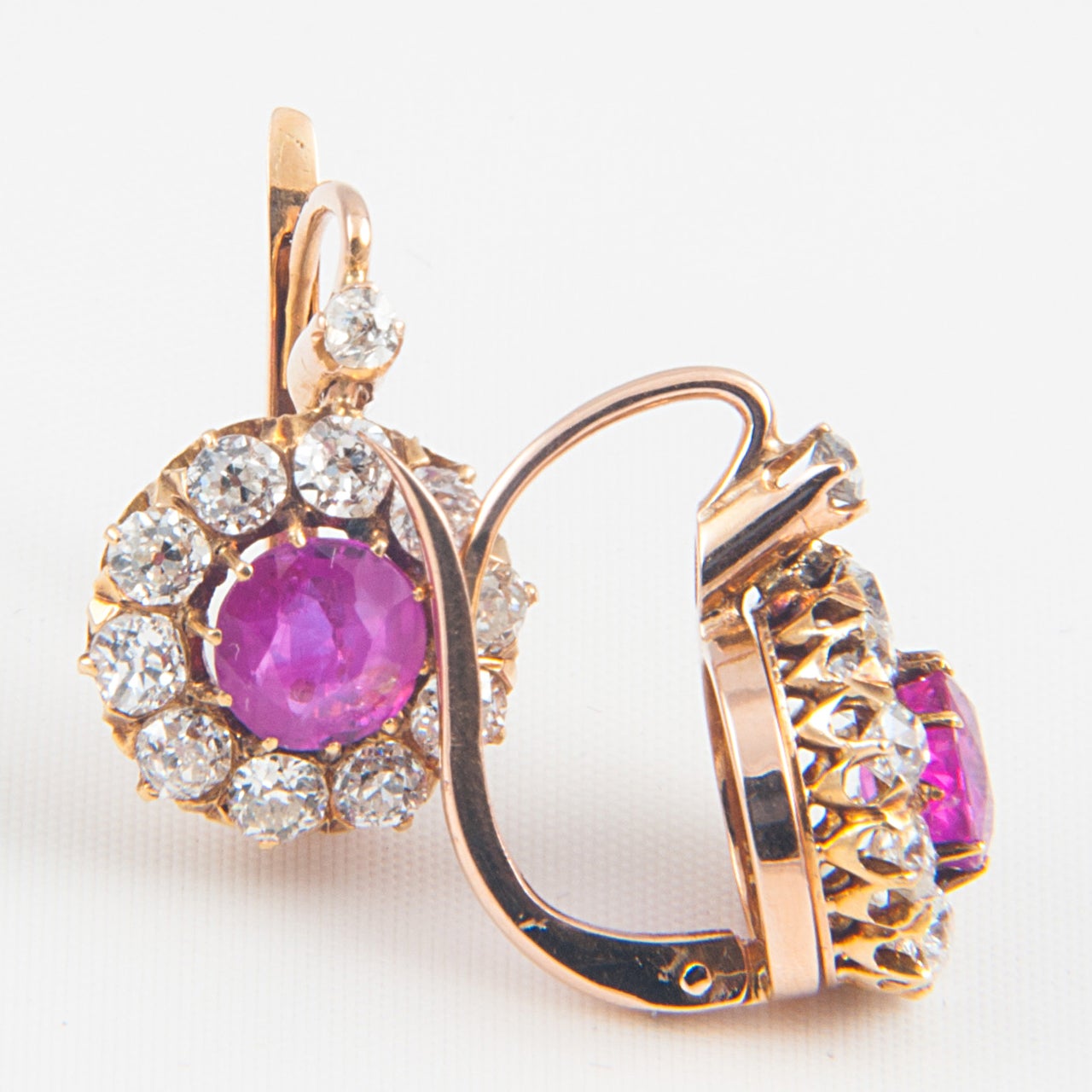 Pink Sapphire Earrings In Excellent Condition For Sale In London, GB