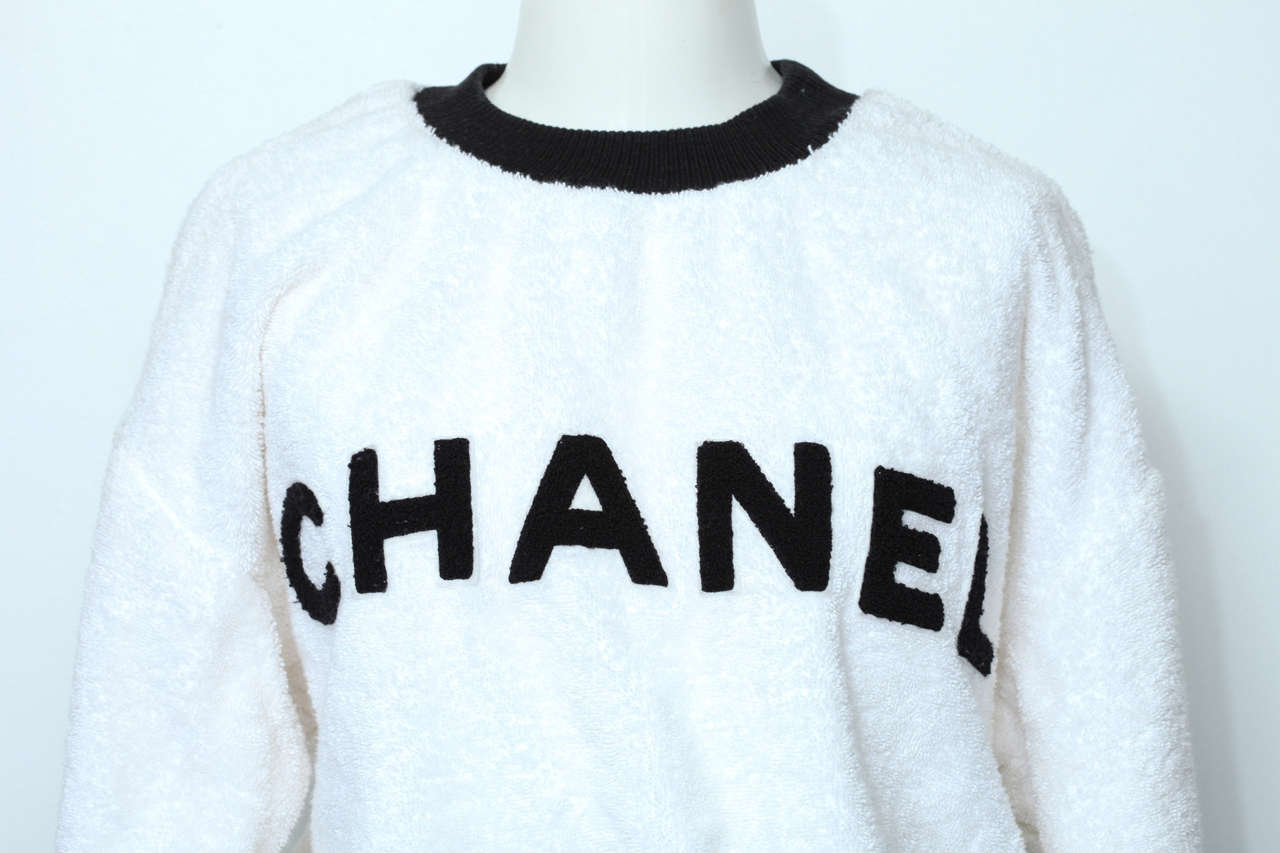 chanel black and white sweater