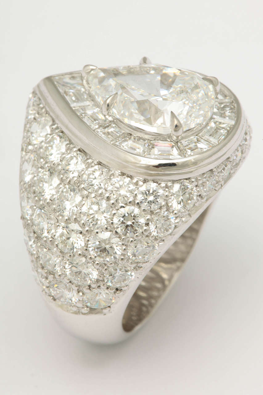 Magnificent Pear Shape Diamond RIng For Sale 2