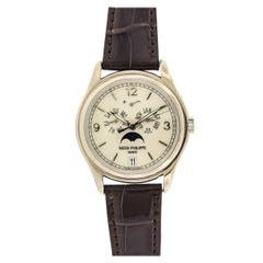 Patek Philippe White Gold Moonphase Calendar Wristwatch Ref 5146G