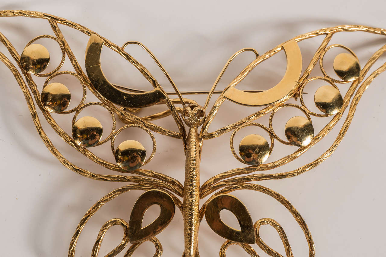 Modernist Impressive Large Scale Gold Butterfly Pendant  Brooch