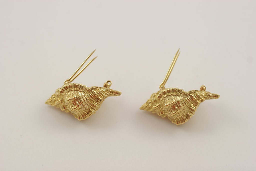 Tiffany & Co. 18K Gold Seashell Pins For Sale 4