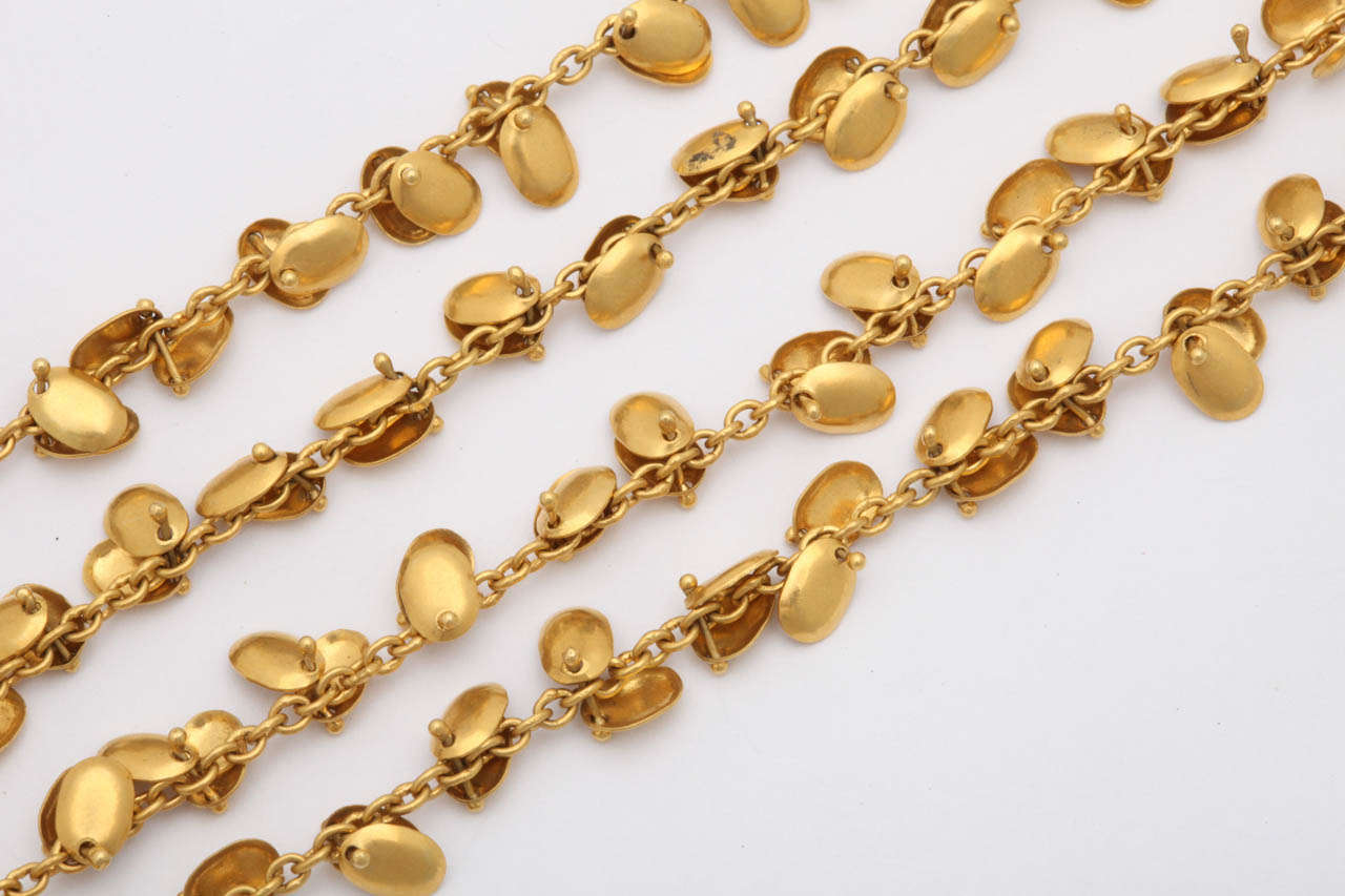 Gold Ginco Vine Necklace In Excellent Condition In Fifth Avenue, NY