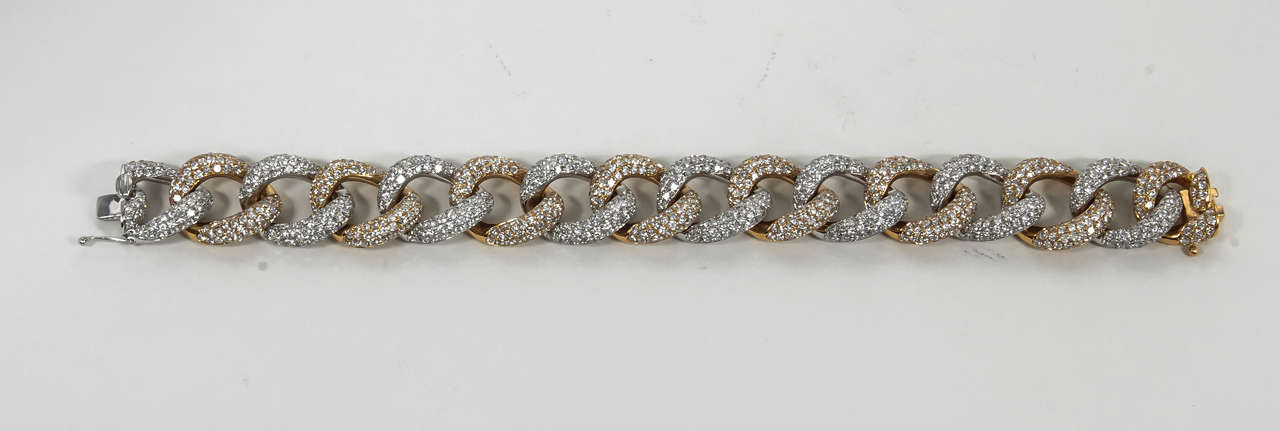 Diamond Two-Color Gold Link Bracelet In New Condition In New York, NY