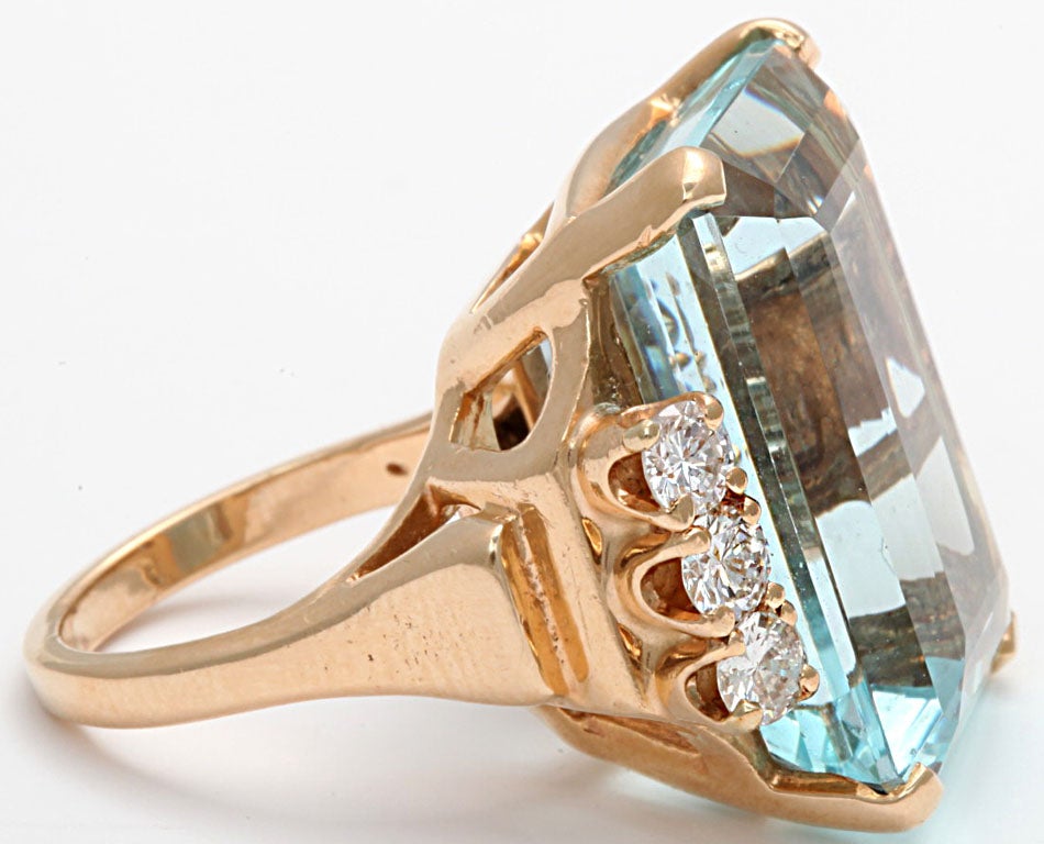 Women's Retro Aqua and Diamond Gold Ring