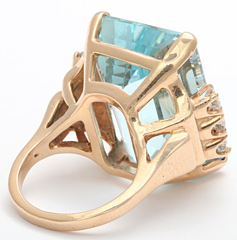 Retro Aqua and Diamond Gold Ring 1
