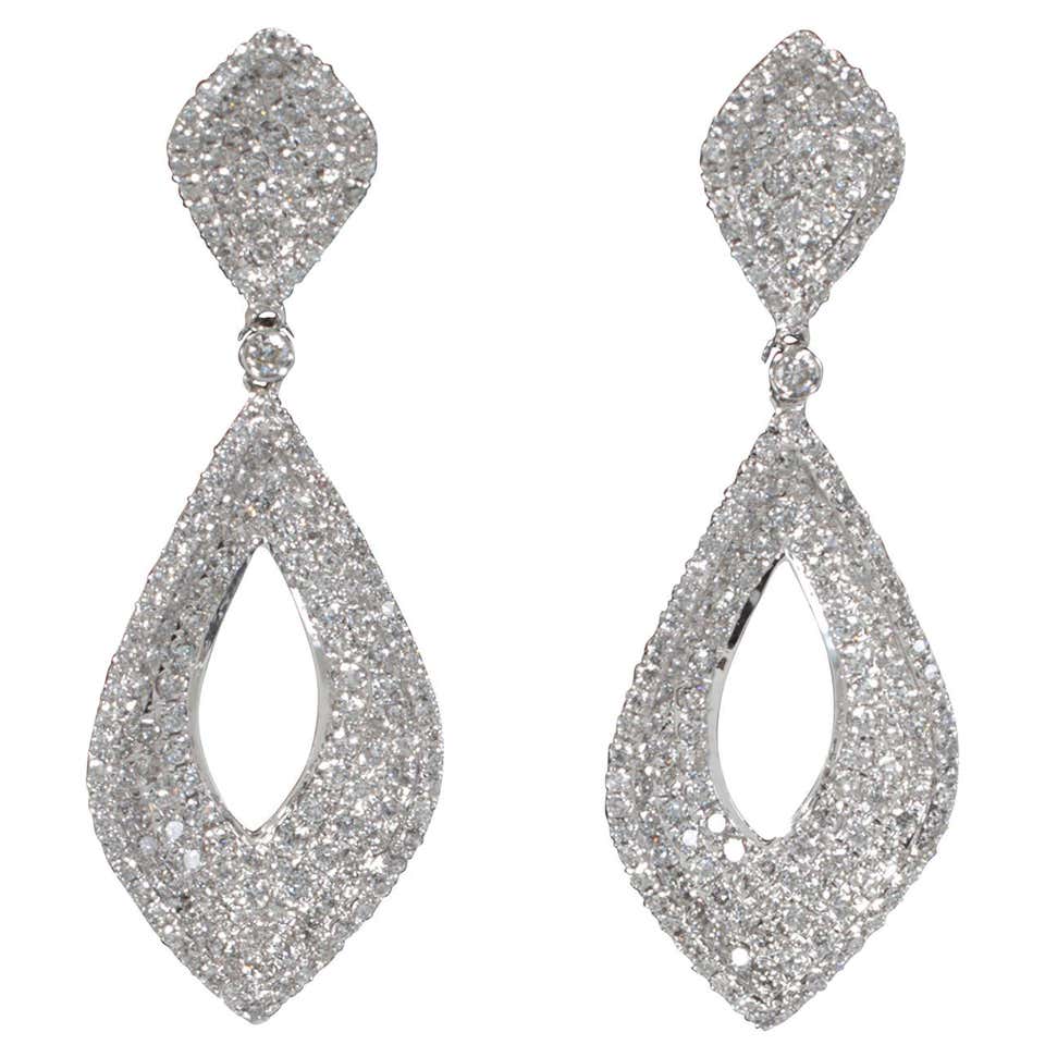 Important Yellow and White Diamond Drop Earrings For Sale at 1stDibs
