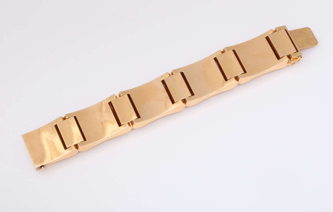18k yellow gold French Tank Tread Bracelet in Rose gold and Yellow gold.
