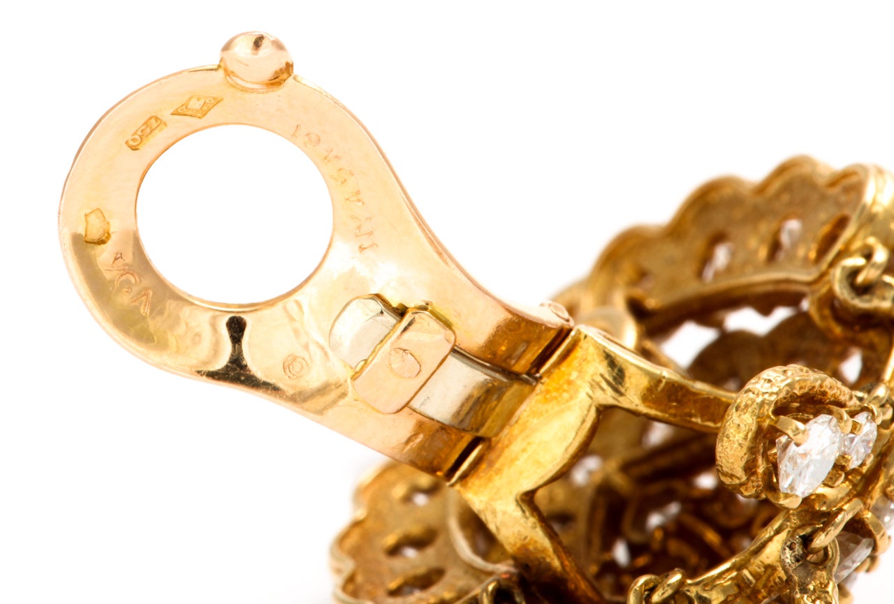 Van Cleef & Arpels Gold Diamond Necklace Earrings Set For Sale 4
