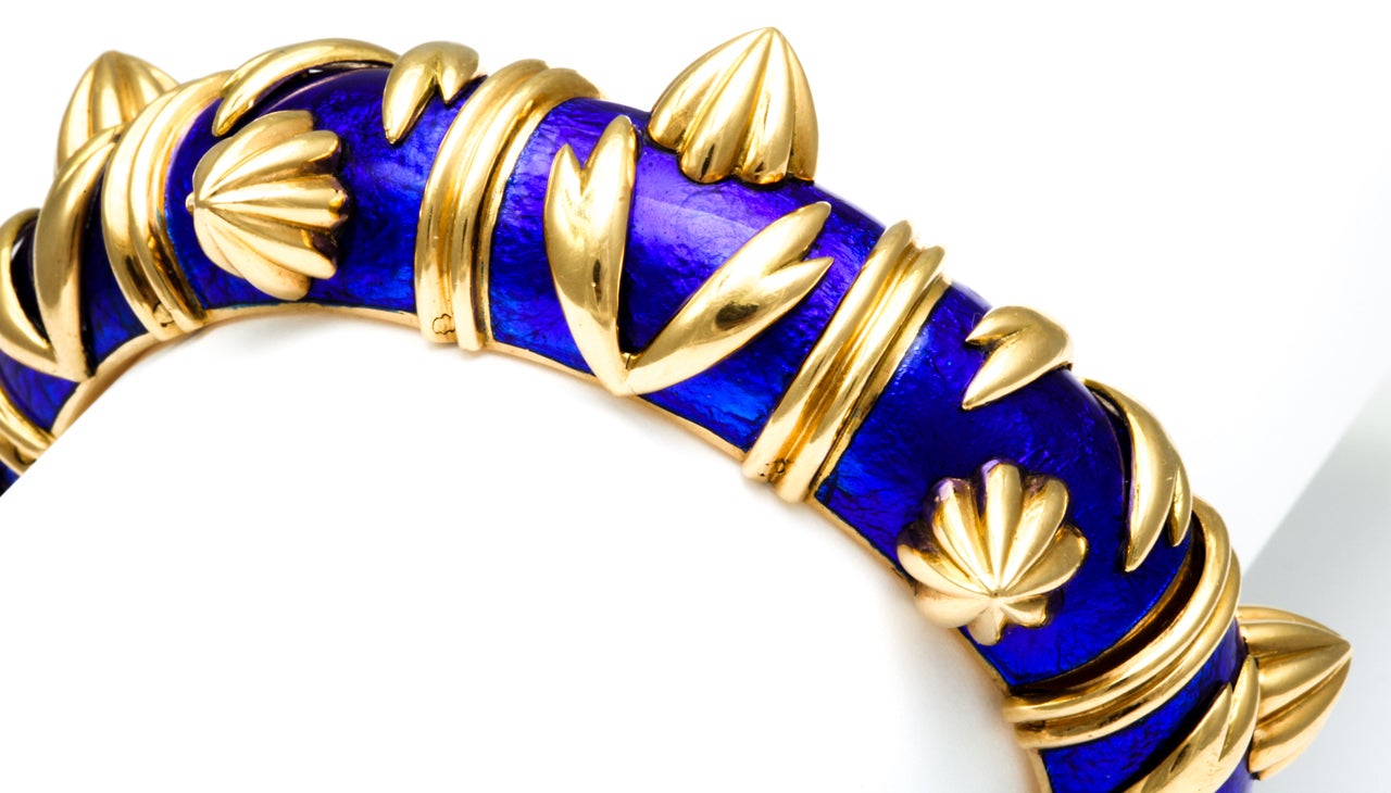 TIFFANY SCHLUMBERGER Gold Blue Enamel Spiked Bangle Bracelet For Sale 3