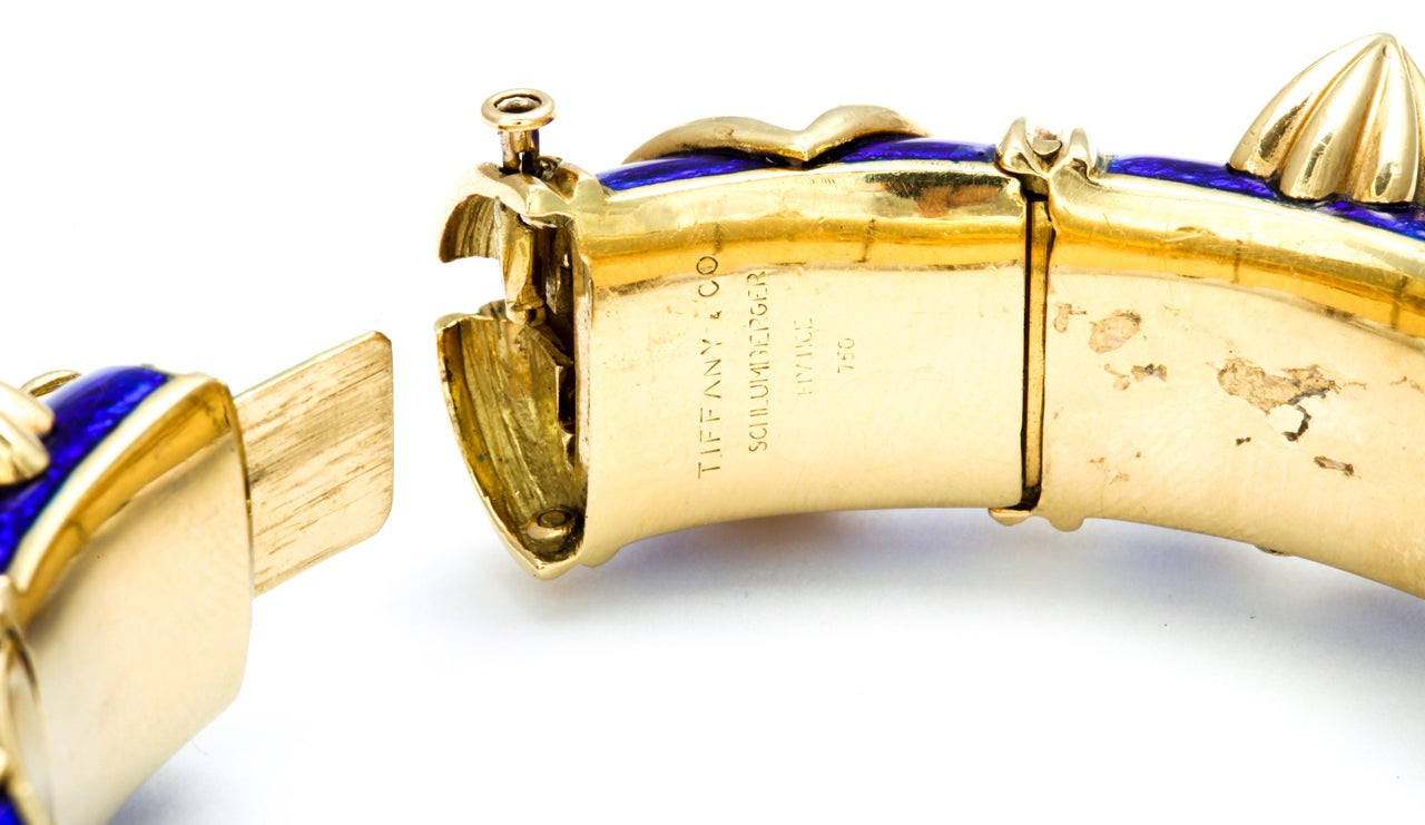 TIFFANY SCHLUMBERGER Gold Blue Enamel Spiked Bangle Bracelet For Sale 5