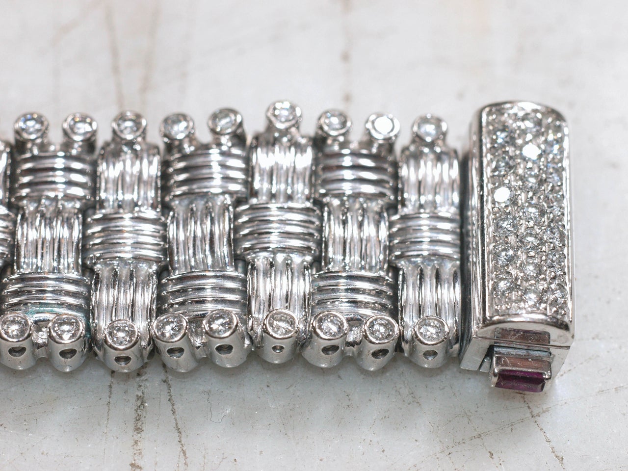 Roberto Coin Diamond White Gold Bracelet In Excellent Condition In New Orleans, LA