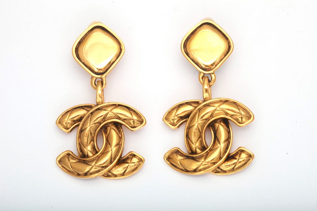 Chanel Quilted CC Dangling Earrings at 1stDibs