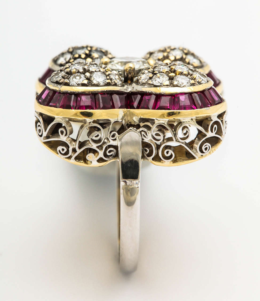 Art Deco Ruby Diamond Gold Platinum Four Leaf floral Cocktail Ring 3