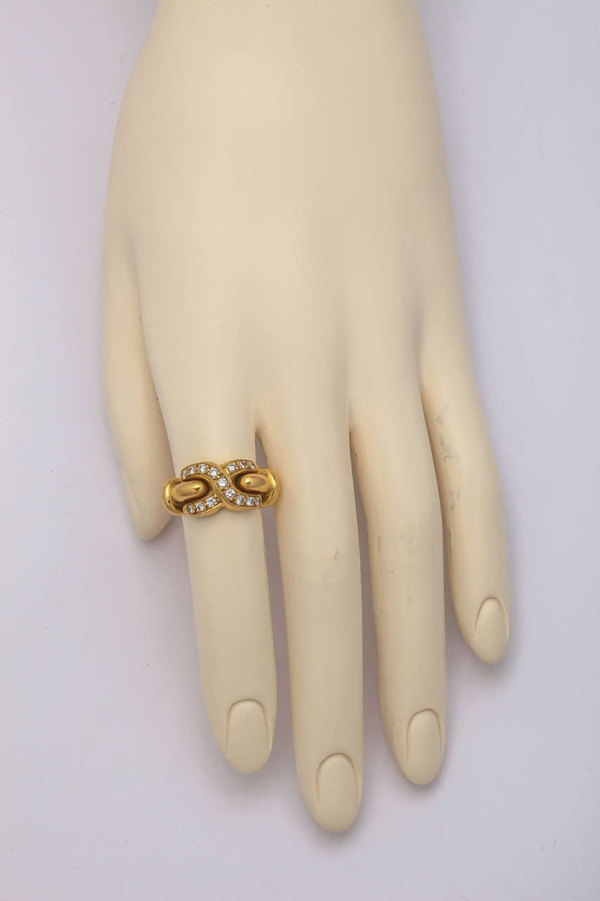 French Designer Louis Feraud Diamond 18k Gold Ring, Paris, signed and numbered In Good Condition In St. Catharines, ON