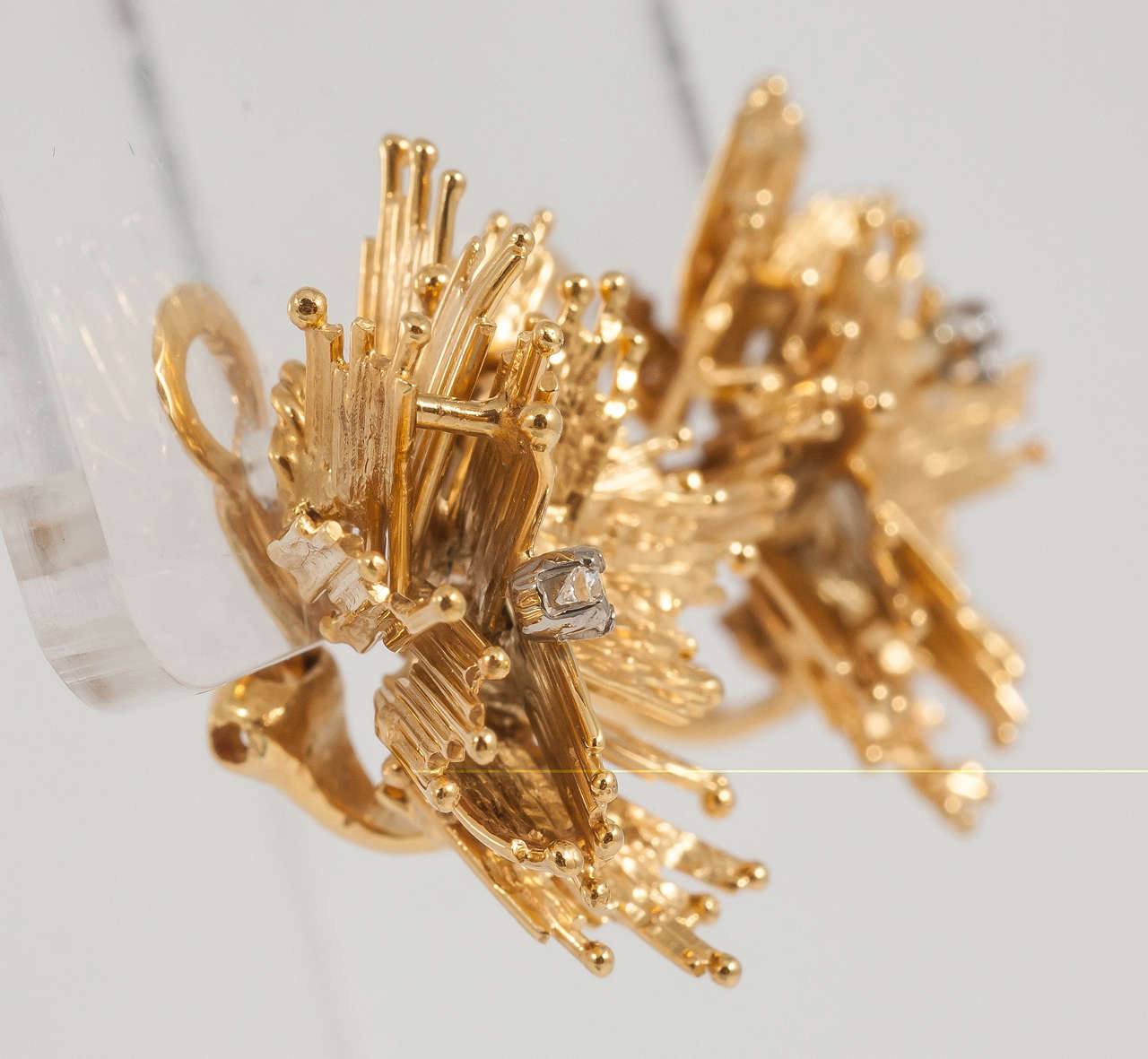 Post-War 1960s Alan Gard Stunning Gold Clip On Earrings For Sale