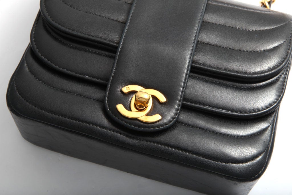 Vintage Dark Blue Chanel Leather Handbag 2