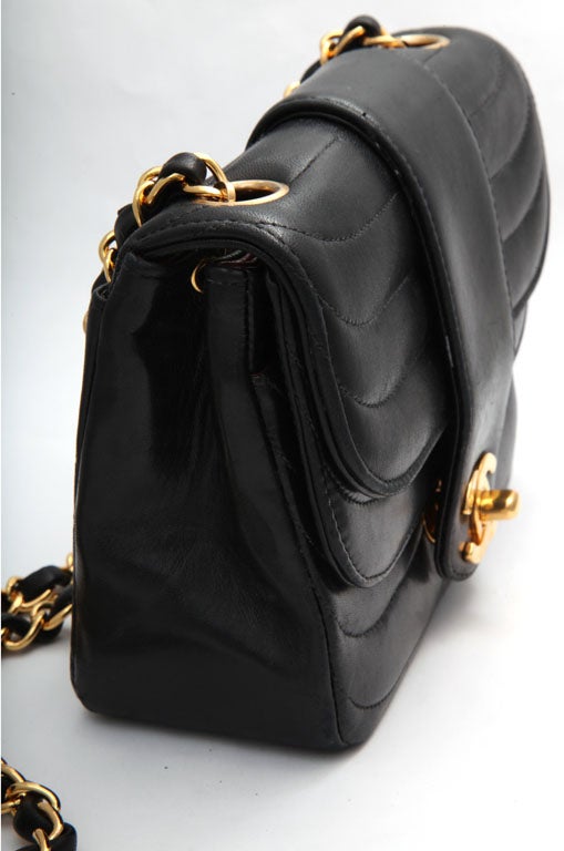 Vintage Dark Blue Chanel Leather Handbag 3
