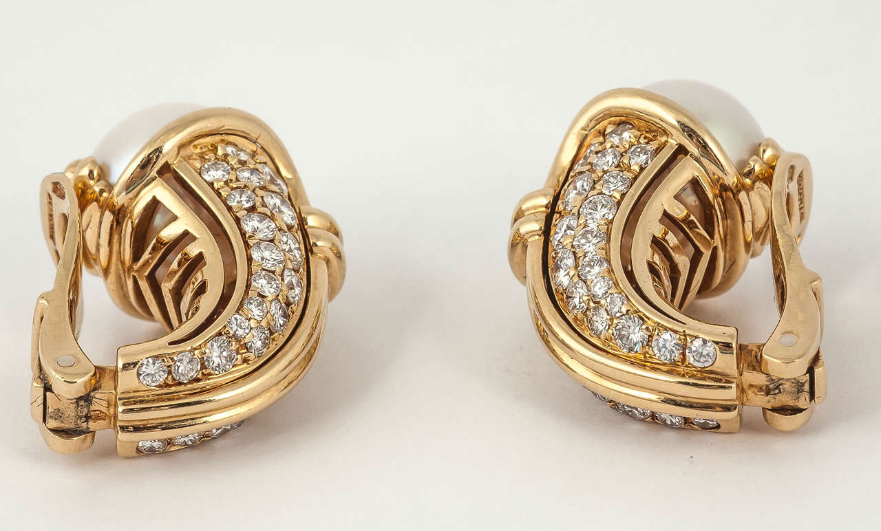 Bulgari Pearl Diamond Gold Cornucopia Ear Clips In New Condition In London, GB