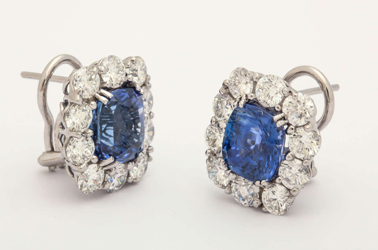 Fine quality Sapphire Diamond Gold Earrings