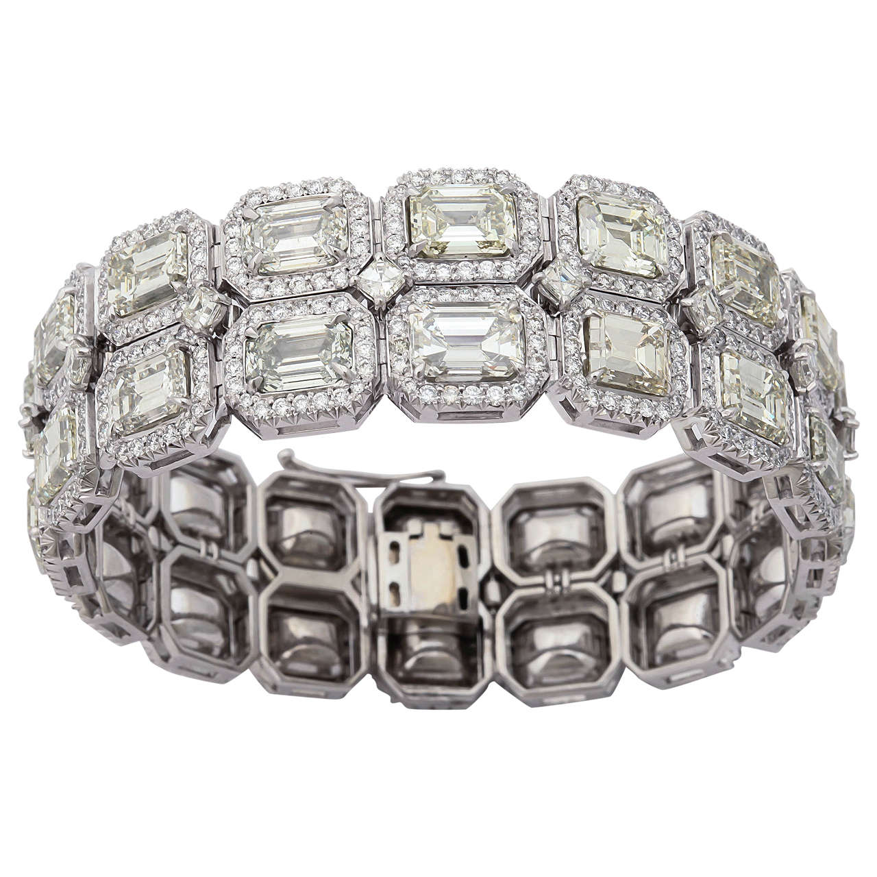 Stunning Emerald Cut Diamond Platinum Link Bracelet For Sale at 1stdibs