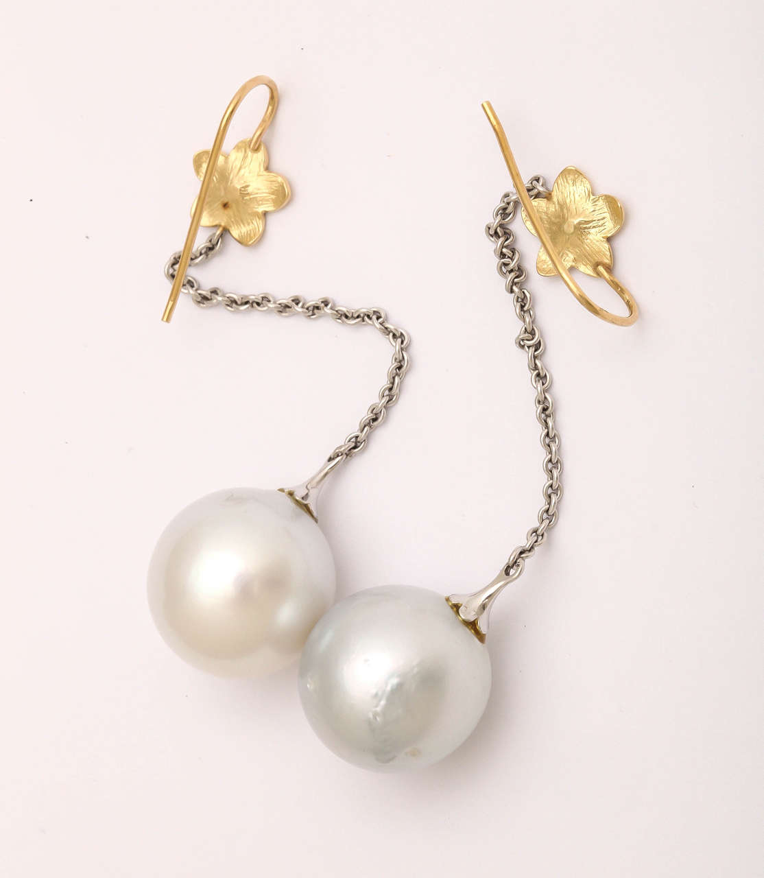 Elegant Long South Sea Pearl Gold Dangle Earrings In New Condition In TRYON, NC