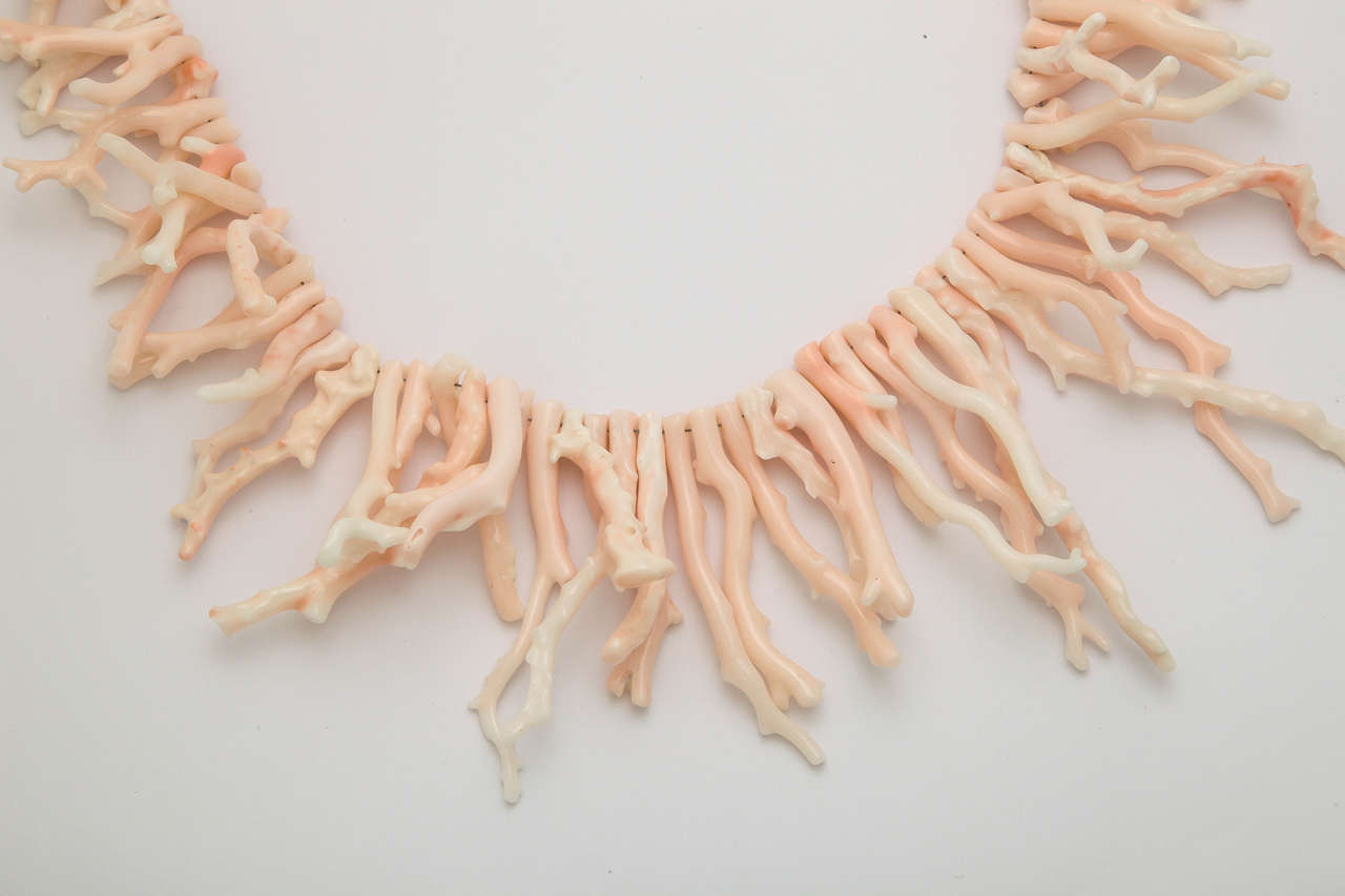 Elegant Angel Skin Branch Coral Necklace For Sale 1