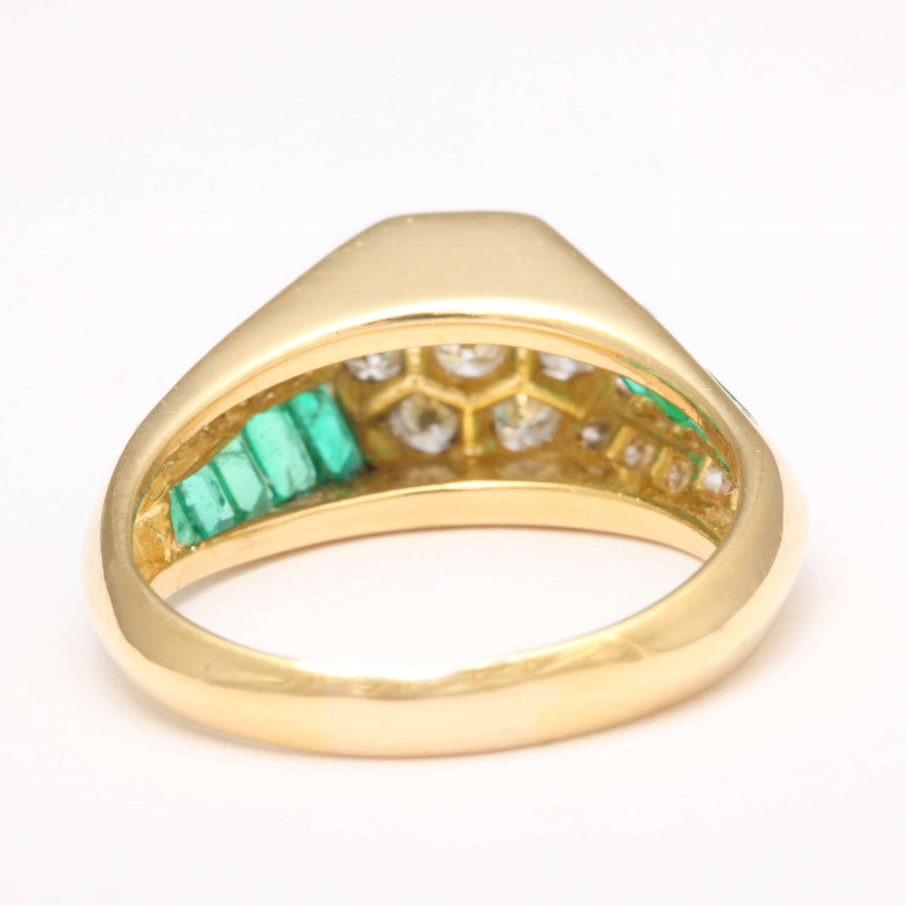 Women's Emerald Diamond Criss Cross Cluster Ring For Sale
