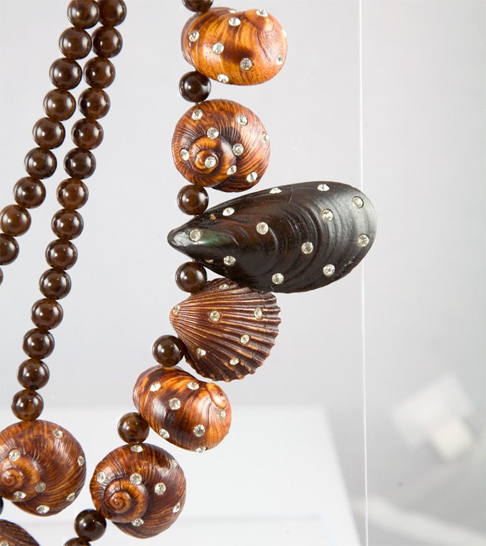 fendi pearl necklace