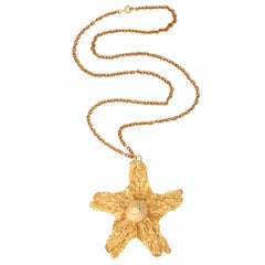 Mimi Di Niscemi, collier pendentif étoile de mer