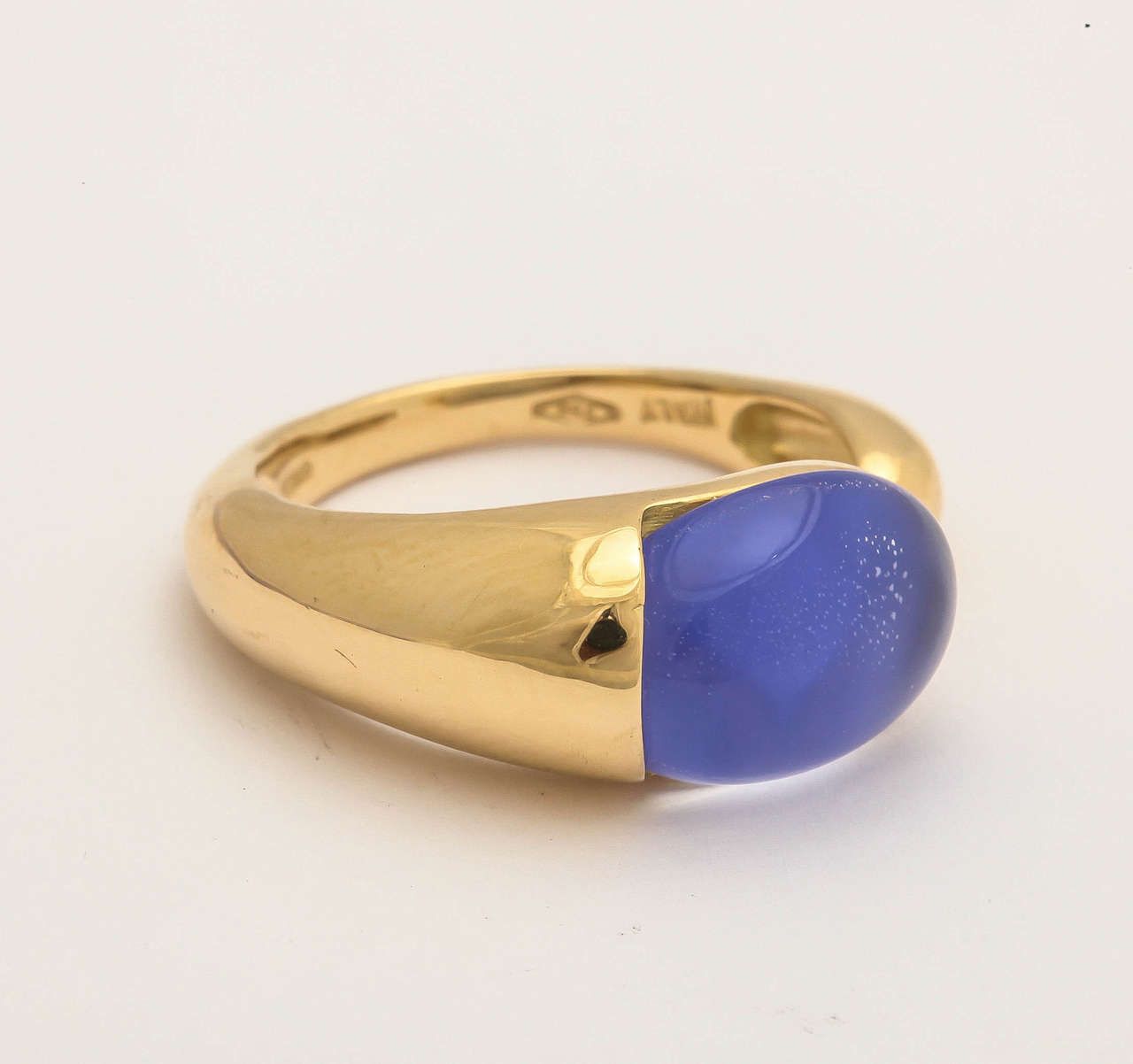 18Kt yellow gold Gocce ring with blue agate rock crystal.