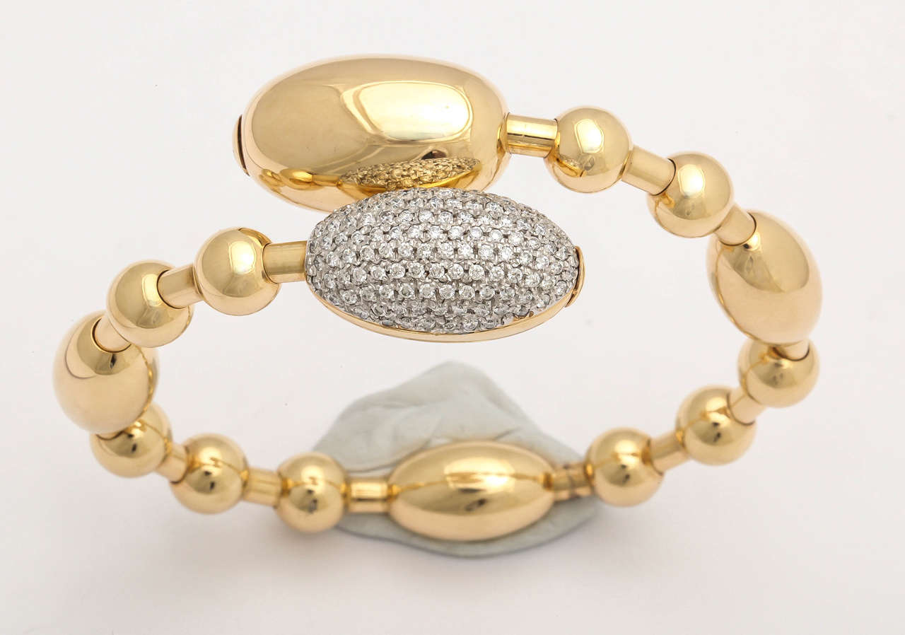 Faraone Mennella Tuca Tuca Diamond Gold Bangle Bracelet For Sale 3