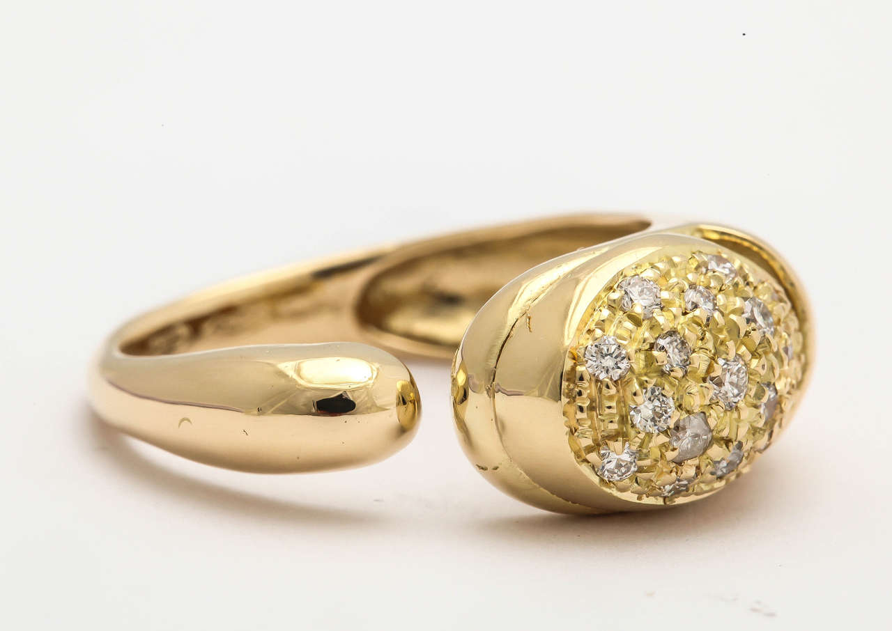 18Kt yellow gold gocce ring with white diamonds